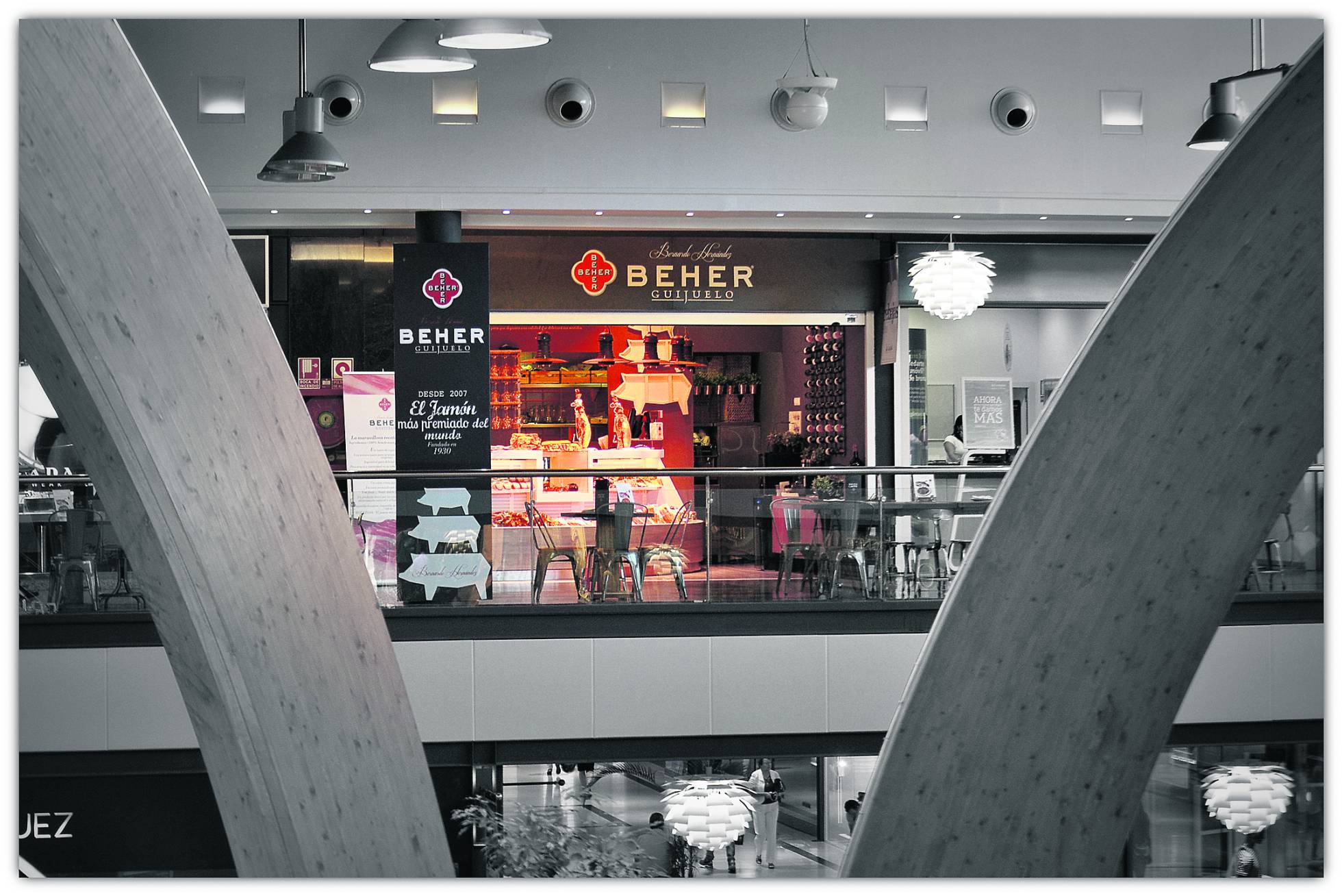 Tienda de Bernardo Hernández (Beher). Tienda de Bernardo Hernández (Beher).