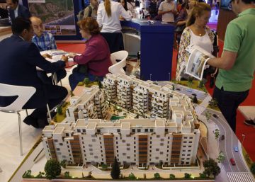 La gran banca acumula aún 63.000 millones en pisos y suelo embargados