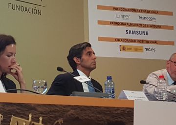 Telefónica quiere que sus clientes cobren a Google y Facebook por usar sus datos Telefónica quiere que sus clientes cobren a Google y Facebook por usar sus datos