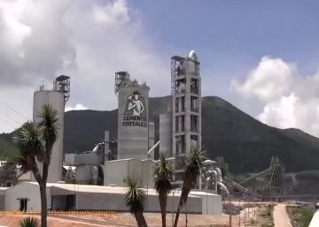 Dos familias mexicanas desafían el oligopolio del cemento