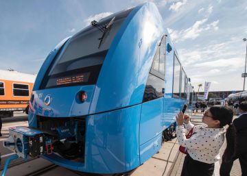 Alstom presenta el primer tren de pasajeros impulsado por pilas de hidrógeno