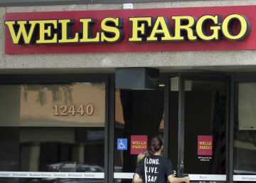 California suspende contratos millonarios con el banco Wells Fargo California suspende contratos millonarios con el banco Wells Fargo