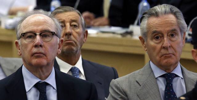 ‘Tarjetas black’: Rato, condenado a cuatro años y seis meses de cárcel y Blesa, a seis años ‘Tarjetas black’: Rato, condenado a cuatro años y seis meses de cárcel y Blesa, a seis años