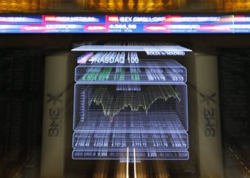 El Dow Jones cierra en máximos mientras Europa se tiñe de rojo
