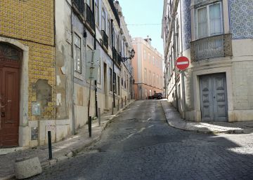 Com o imposto do sol, a casa da direita poderia pagar mais (pela tarde).