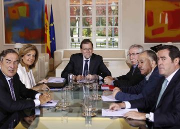 Los agentes sociales piden más ambición a Rajoy para bajar del 10% de paro Los agentes sociales piden más ambición a Rajoy para bajar del 10% de paro