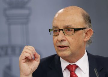 Rajoy sube los impuestos para recaudar 4.800 millones en 2017