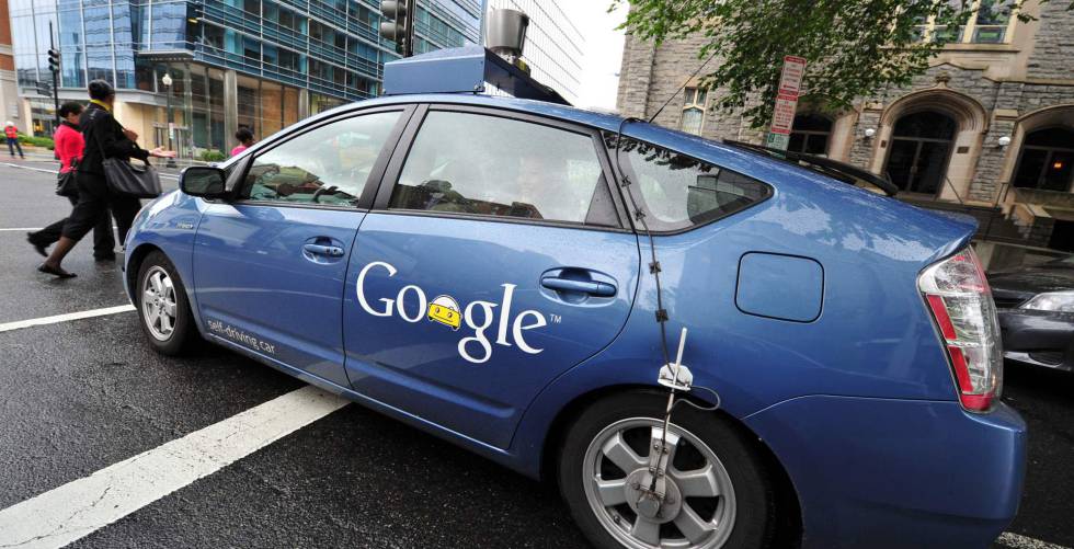 Un coche autónomo de Google por las calles de Washington