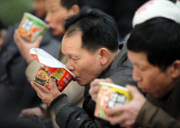 Classe média chinesa aposenta o macarrão instantâneo Classe média chinesa aposenta o macarrão instantâneo