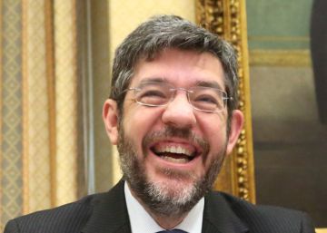 El Gobierno emitirá deuda cuando se acabe la ‘hucha de las pensiones’ para financiarlas El Gobierno emitirá deuda cuando se acabe la ‘hucha de las pensiones’ para financiarlas