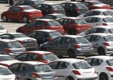 La venda de cotxes creix un 11% el 2016 tot i la fi del Pla PIVE