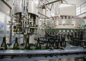 La producción industrial crece en noviembre al mayor ritmo en 12 años