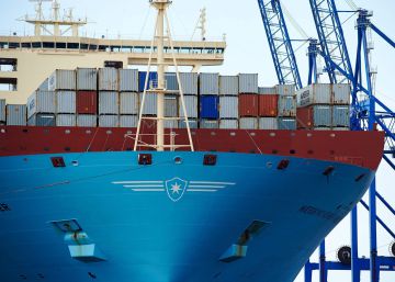 El déficit comercial se reduce un 27% hasta noviembre tras otro récord de exportaciones