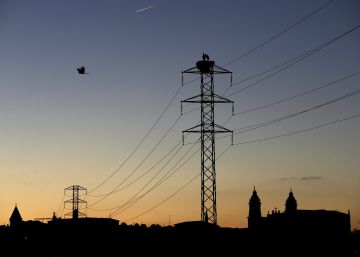 El preu de la llum segueix escalant i torna a assolir màxims avui