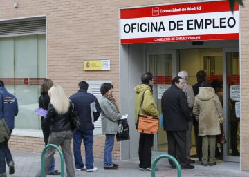 La justicia frena el plan de Empleo que usa agencias privadas para recolocar parados