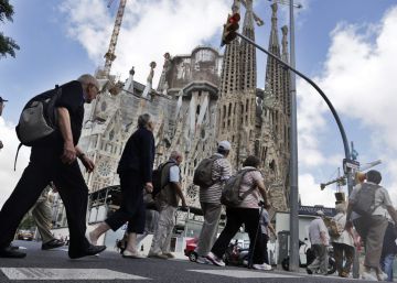 La caiguda de l’ocupació turística aboca Barcelona al decreixement