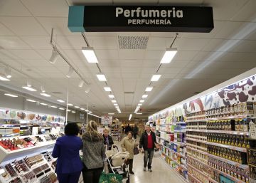 Mercadona crece y sigue líder en plena bajada del gasto medio por hogar Mercadona crece y sigue líder en plena bajada del gasto medio por hogar
