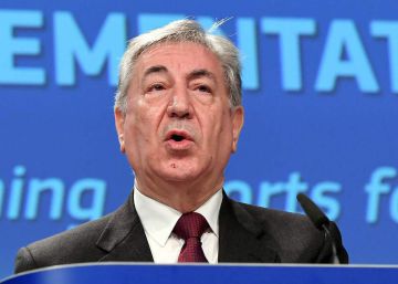 La Comisión Europea suspende a España por su política de impuestos verdes La Comisión Europea suspende a España por su política de impuestos verdes