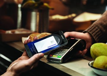 Las plataformas de pago móvil de Samsung y Apple se hacen fuertes Las plataformas de pago móvil de Samsung y Apple se hacen fuertes