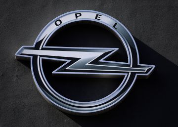Peugeot-Citroën compra Opel para crear un gigante europeo del automóvil Peugeot-Citroën compra Opel para crear un gigante europeo del automóvil