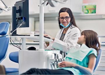 El seguro de salud crece por el temor a las listas de espera y la contratación de empresas El seguro de salud crece por el temor a las listas de espera y la contratación de empresas