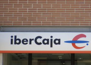 Ibercaja plantea 686 despidos y el cierre de 160 oficinas Ibercaja plantea 686 despidos y el cierre de 160 oficinas