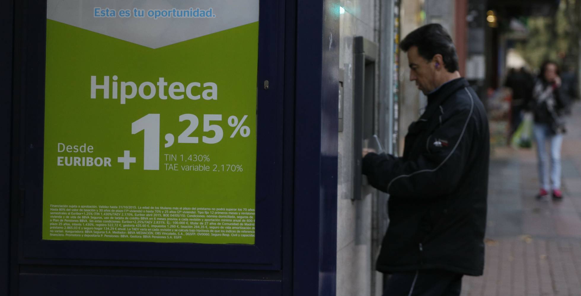 Bruselas lleva a España ante la justicia por no corregir la norma hipotecaria