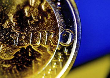 La deuda pública sube en 11.000 millones en marzo y vuelve a rebasar el 100% del PIB La deuda pública sube en 11.000 millones en marzo y vuelve a rebasar el 100% del PIB