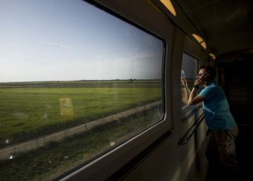 Renfe oferta 250.000 billetes a 25 euros para celebrar el aniversario del AVE Renfe oferta 250.000 billetes a 25 euros para celebrar el aniversario del AVE