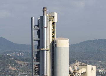 Cementos Molins invertirá 350 millones en tres años Cementos Molins invertirá 350 millones en tres años
