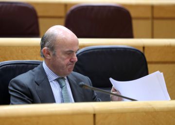 Los comercios vigilarán las compras de extranjeros superiores a 10.000 euros Los comercios vigilarán las compras de extranjeros superiores a 10.000 euros