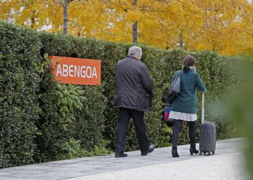 Abengoa gana 5.561 millones por el impacto de la quita de la deuda Abengoa gana 5.561 millones por el impacto de la quita de la deuda