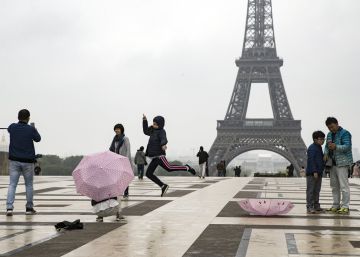 De la tasa especial por turista a un tope máximo de días al año De la tasa especial por turista a un tope máximo de días al año