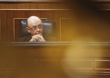 Hacienda pretende recuperar casi 1.000 millones de ayudas fiscales a grandes empresas Hacienda pretende recuperar casi 1.000 millones de ayudas fiscales a grandes empresas