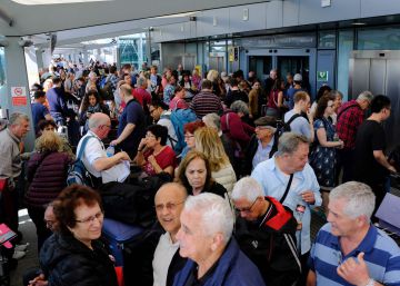 Miles de afectados por la caída del sistema informático internacional de British Airways Miles de afectados por la caída del sistema informático internacional de British Airways