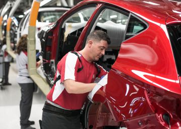 Pymes y hogares sustituyen el producto extranjero por el nacional Pymes y hogares sustituyen el producto extranjero por el nacional