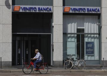 Bruselas defiende el rescate con dinero público en Italia por “el interés general” Bruselas defiende el rescate con dinero público en Italia por “el interés general”
