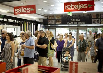 Zara y El Corte Inglés dan el pistoletazo de salida a las rebajas un día antes