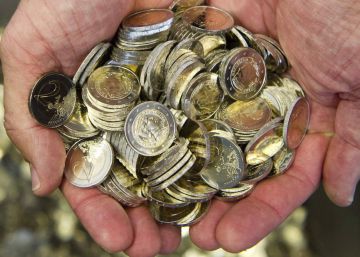 Empresas y hogares bajan su deuda en 482.000 millones Empresas y hogares bajan su deuda en 482.000 millones