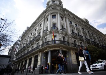 Solo tres empresas del Ibex se han apuntado al registro de ‘lobbies’ Solo tres empresas del Ibex se han apuntado al registro de ‘lobbies’