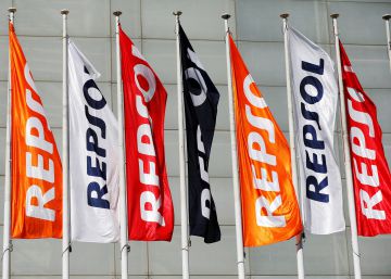 Repsol eleva sus beneficios un 65% y gana 1.056 millones hasta junio Repsol eleva sus beneficios un 65% y gana 1.056 millones hasta junio