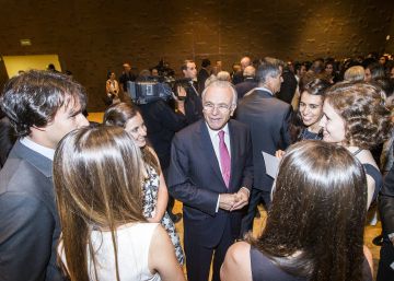 Casi 80.000 becarios cotizan a la Seguridad Social