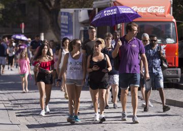 El gasto de los turistas extranjeros aumenta un 14,8% en el semestre El gasto de los turistas extranjeros aumenta un 14,8% en el semestre
