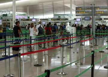 Los vigilantes de los aeropuertos de Valencia y Alicante amenazan con unirse a la huelga Los vigilantes de los aeropuertos de Valencia y Alicante amenazan con unirse a la huelga