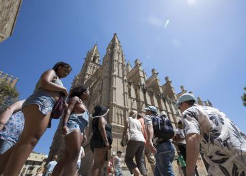 España casi duplica sus plazas hoteleras desde 1990 España casi duplica sus plazas hoteleras desde 1990