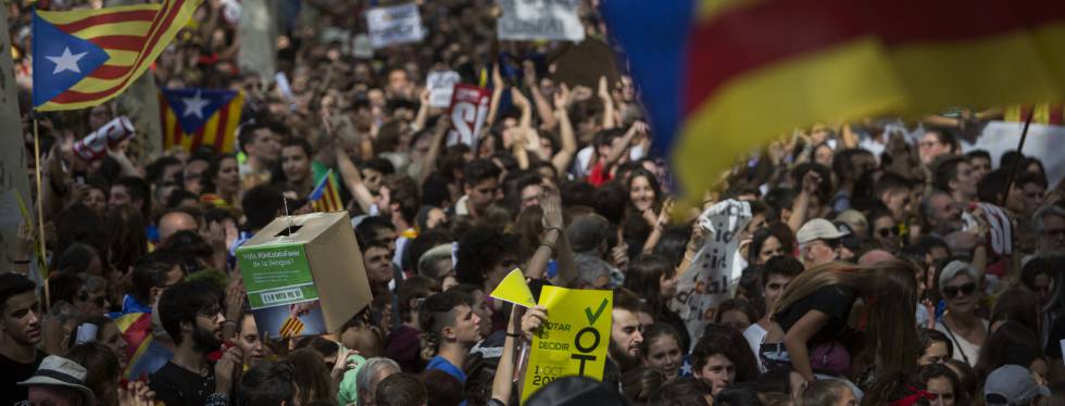 Los empresarios paralizan inversiones ante la incertidumbre en Cataluña