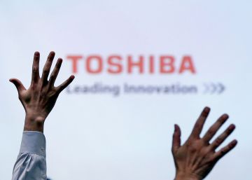 Un consorcio integrado por Apple compra el negocio de memorias a Toshiba