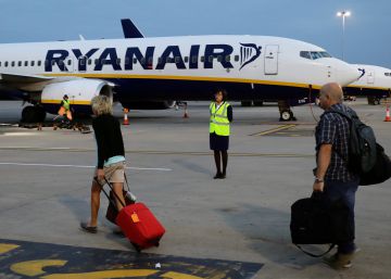 Ryanair cancela 212 vuelos este martes por una huelga de controladores en Francia