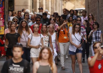 L’arribada de turistes a Catalunya es va desplomar un 13,9% al desembre