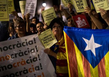Exceltur prevé pérdidas de 1.200 millones para el turismo catalán si persiste la caída de reservas Exceltur prevé pérdidas de 1.200 millones para el turismo catalán si persiste la caída de reservas